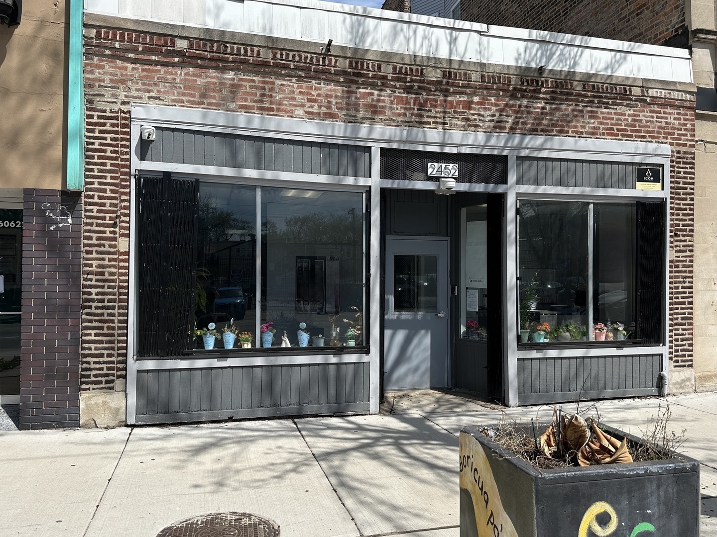 2452 West Division Street Chicago IL 60622