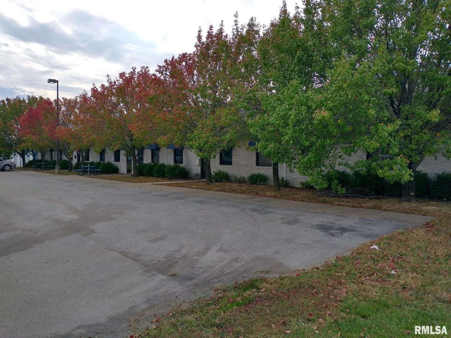 812 Skyline Drive Marion IL 62959