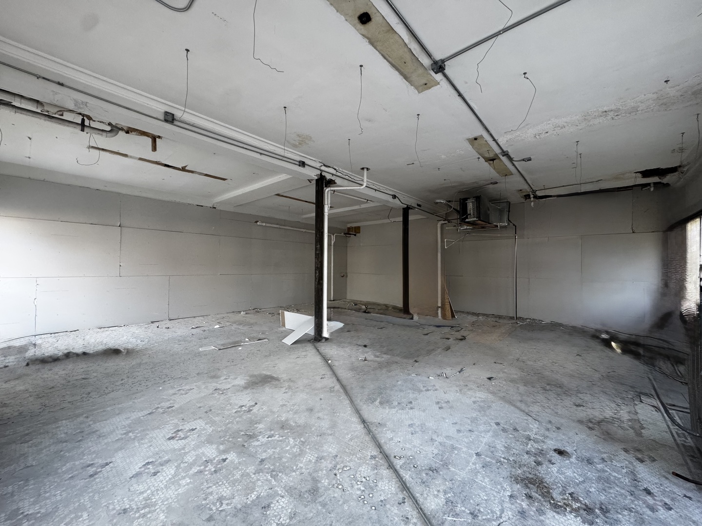 3256 North Pulaski Road Chicago IL 60641