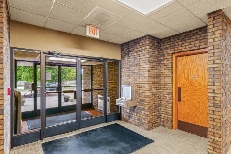 2101 West Park Court Champaign IL 61821