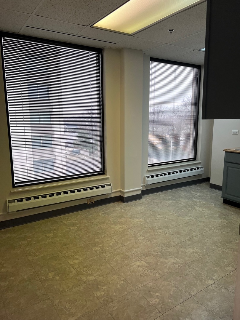 17W300 22 Nd Street Street Oakbrook Terrace IL 60181