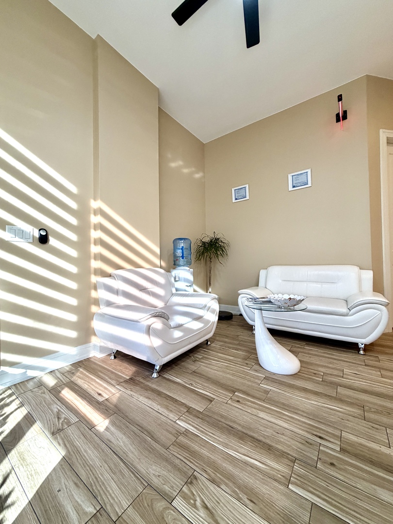 1315 North Larrabee Street Chicago IL 60610
