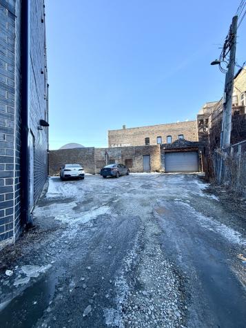 1315 North Larrabee Street Chicago IL 60610