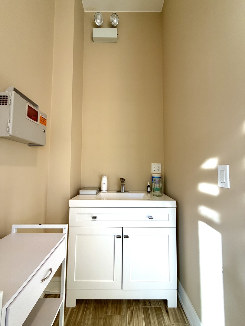 1315 North Larrabee Street Chicago IL 60610
