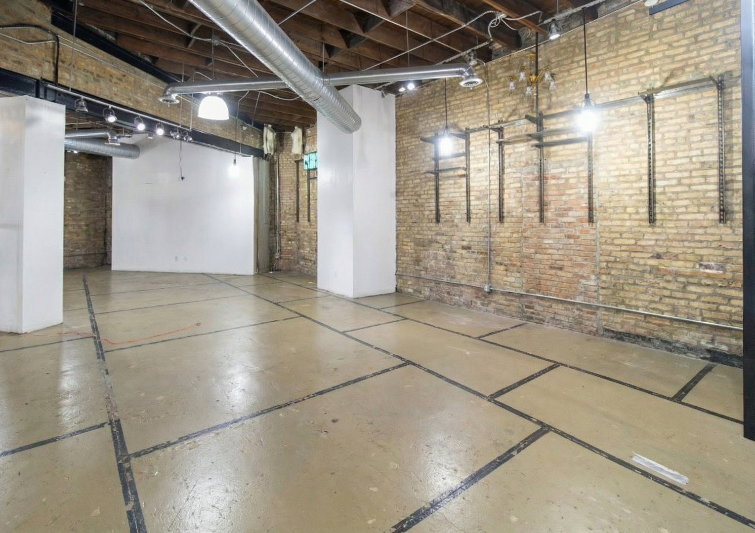 2950 West Fullerton Avenue Chicago IL 60647