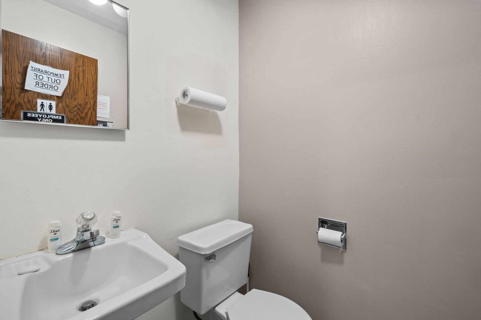7107 West Belmont Avenue Chicago IL 60634