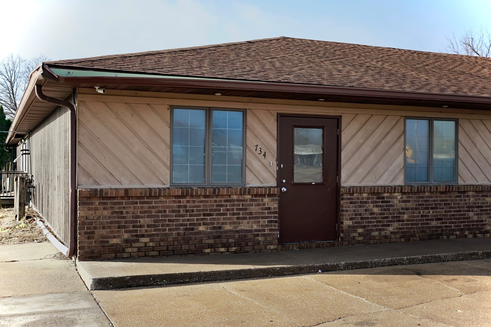 734 Avenue Of The Cities Avenue Moline IL 61244