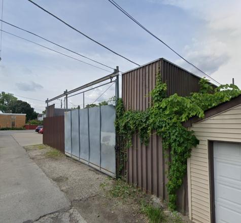4220 West Montrose Avenue Chicago IL 60641