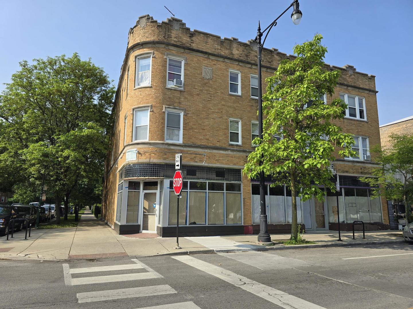 3305 West Bryn Mawr Avenue Chicago IL 60659