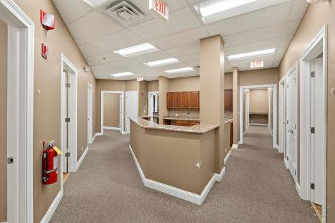 1232 American Way Libertyville IL 60048