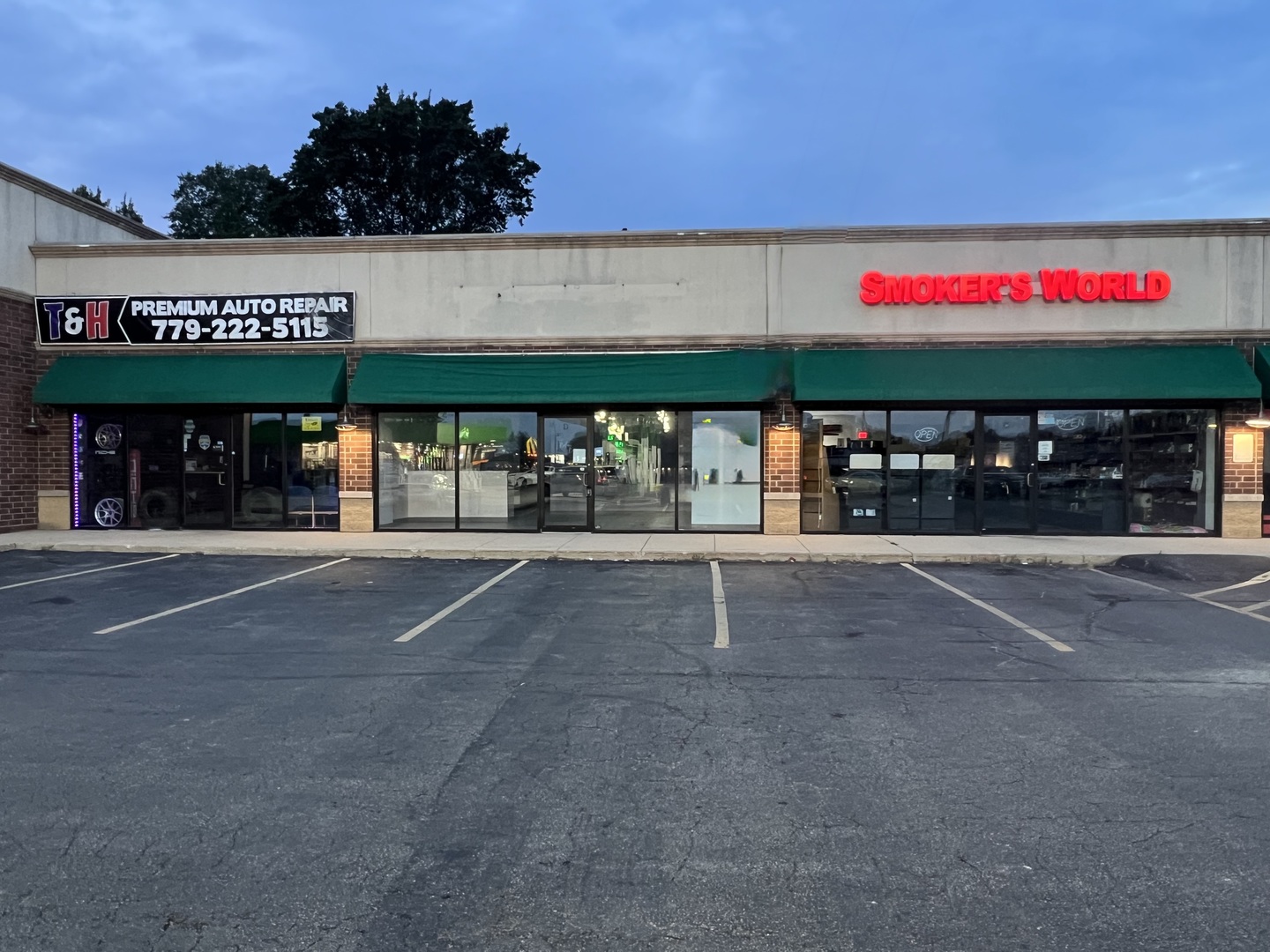 1565 Dekalb Avenue Sycamore IL 60178