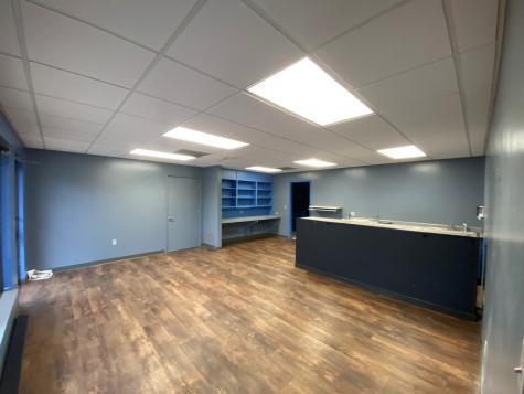 3416 Blackhawk Road Road Rock Island IL 61201