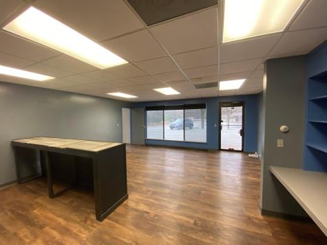 3416 Blackhawk Road Road Rock Island IL 61201