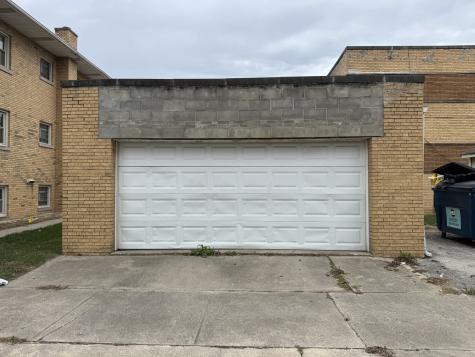 18434 Torrence Avenue Lansing IL 60438