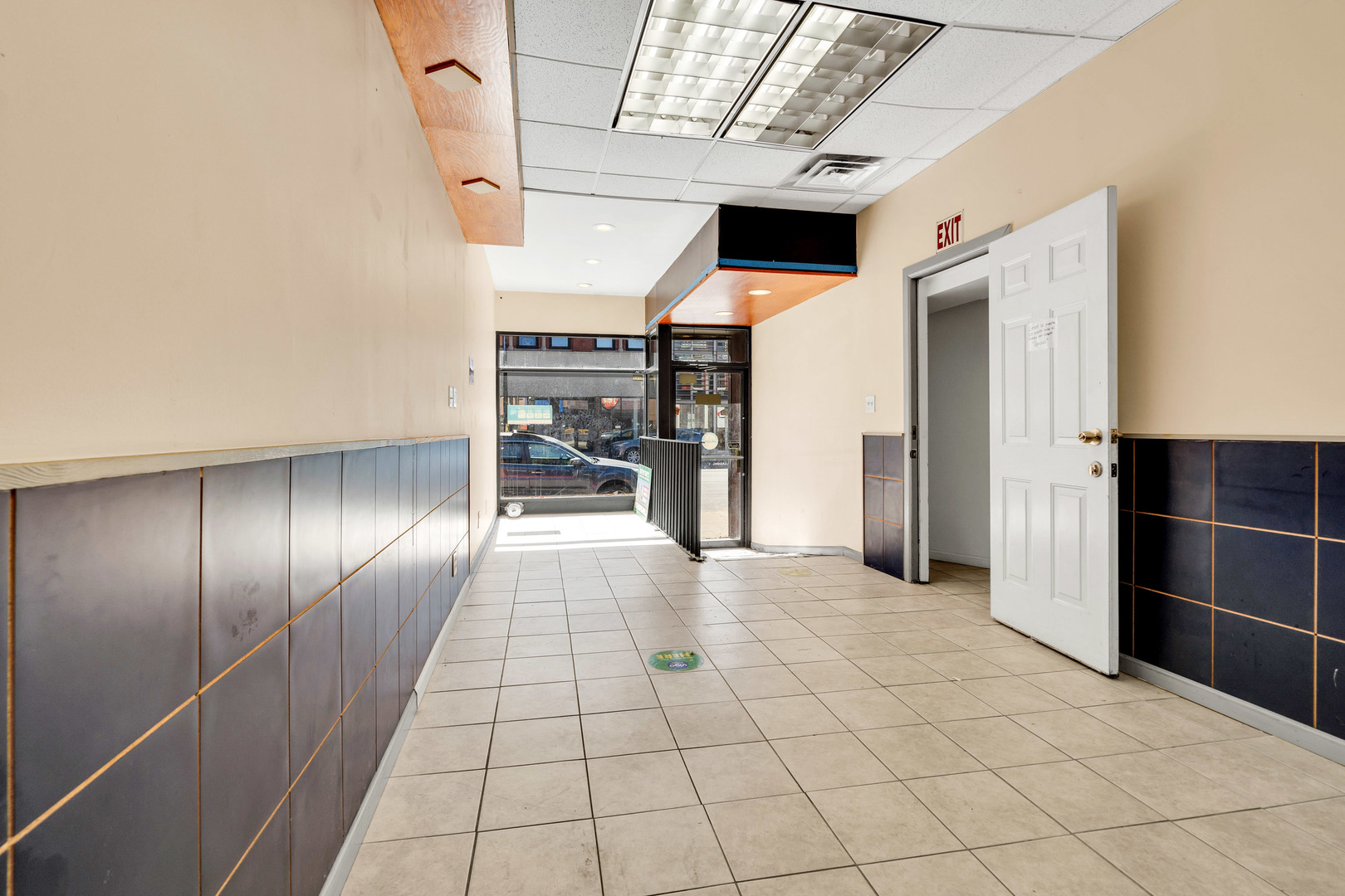 1638 West Chicago Avenue Chicago IL 60622