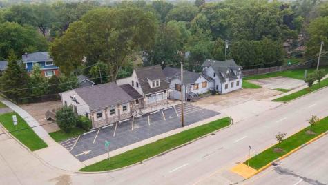 914 North Lake Street Mundelein IL 60060