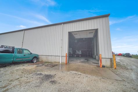 2649 North 900 East Road E Ashkum IL 60911