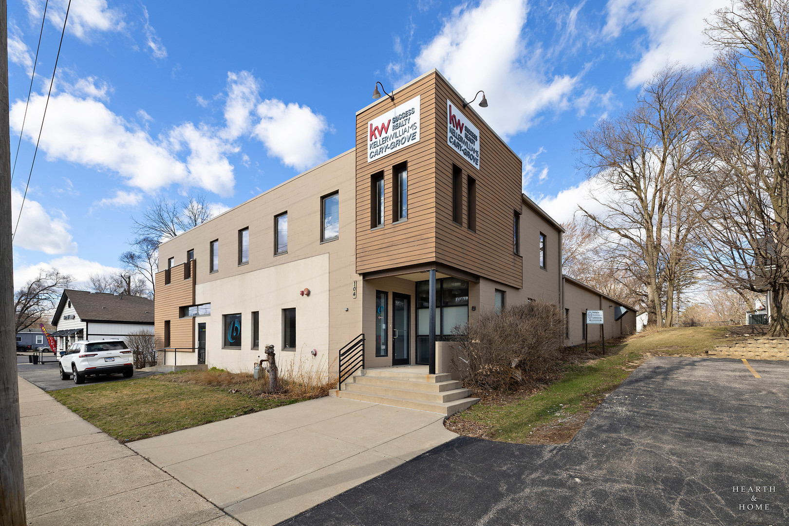 104 Northwest Highway Fox River Grove IL 60021