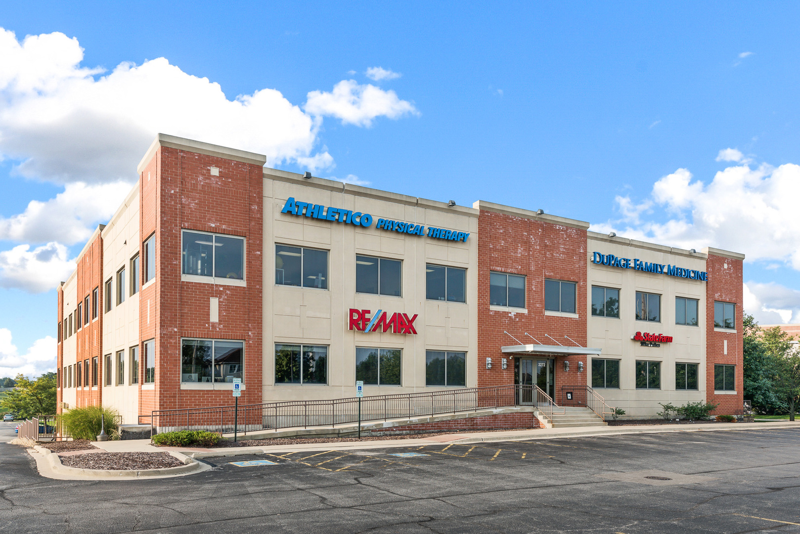 2272 95TH Street Naperville IL 60564