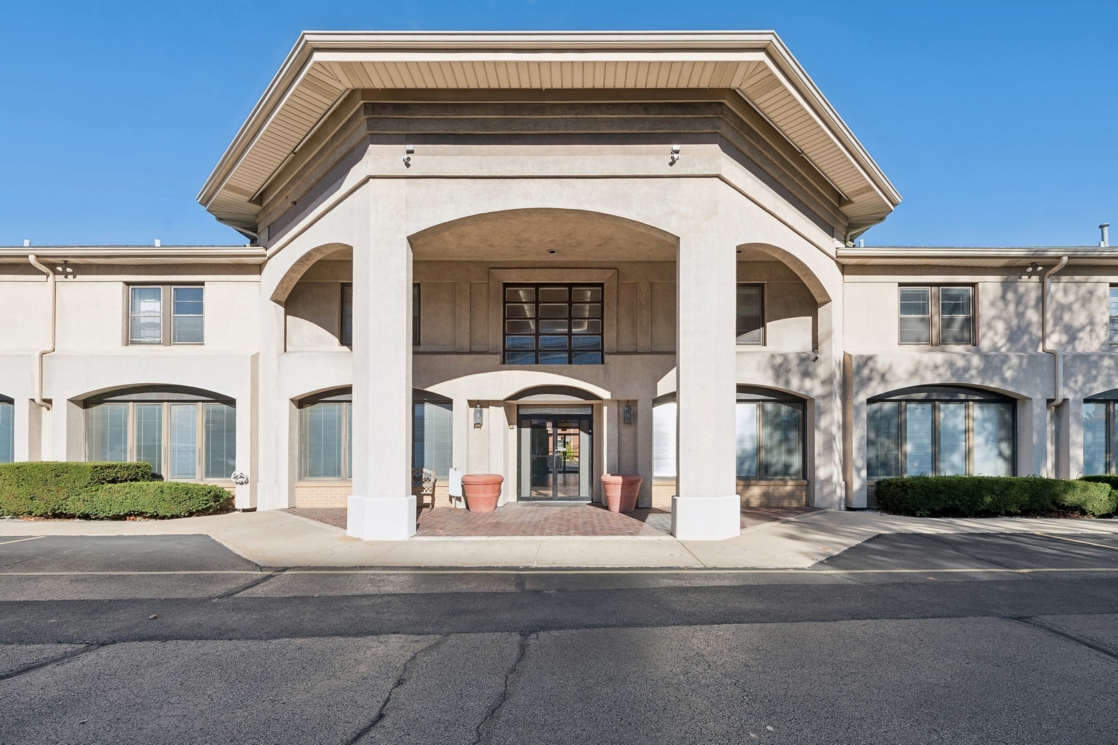 1600 West Dempster Street Park Ridge IL 60068