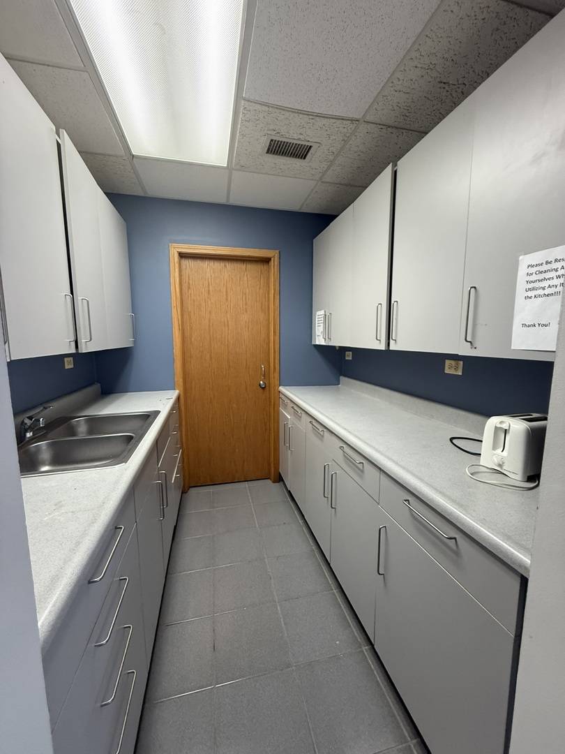 2715 North Central Avenue Chicago IL 60634