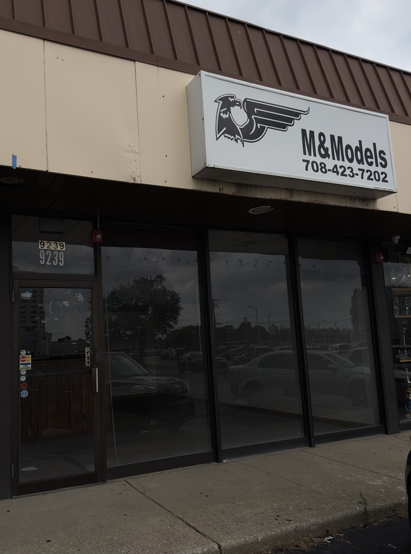 9239 South Cicero Avenue Oak Lawn IL 60453