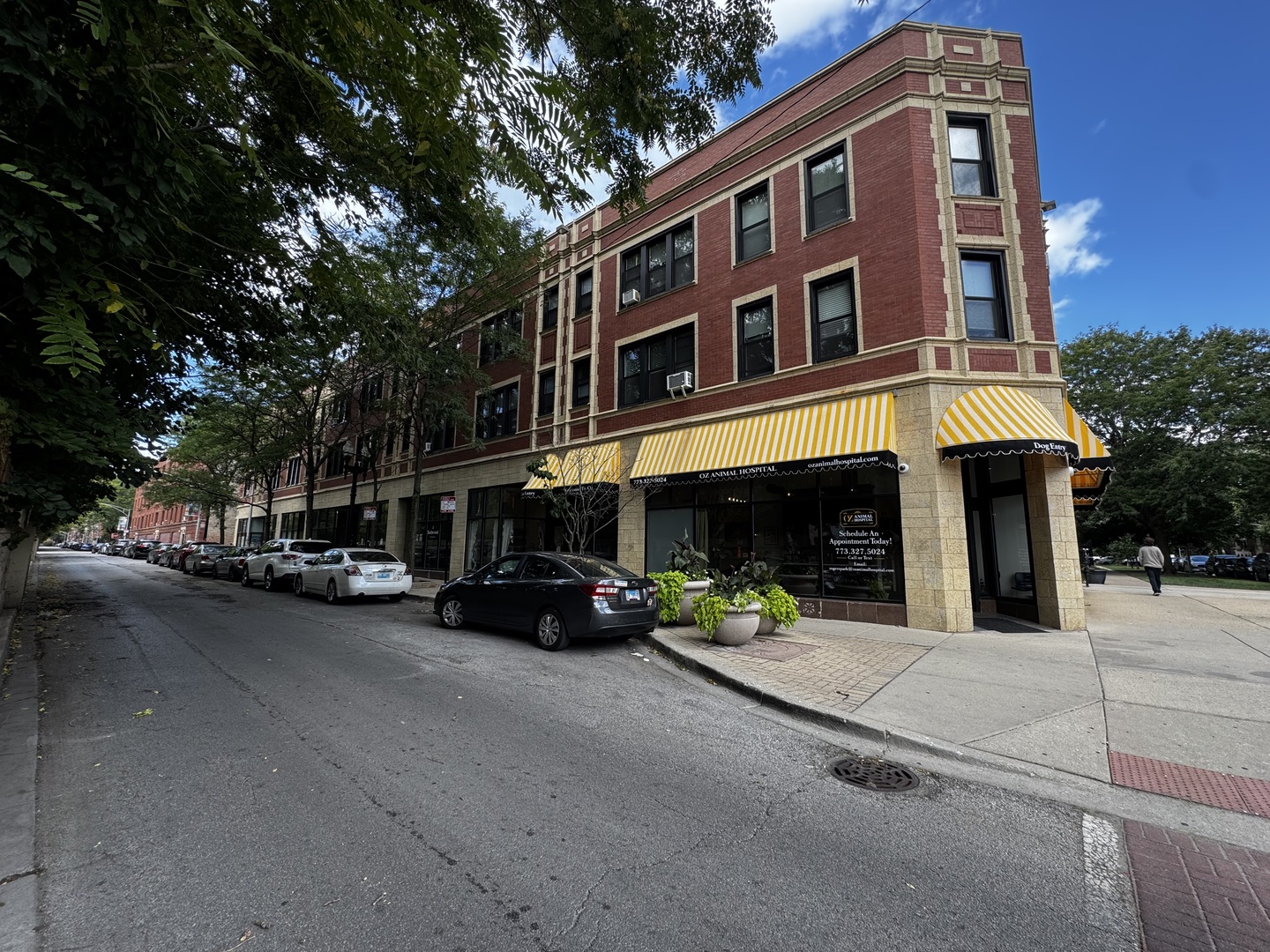 7015 North Glenwood Avenue Chicago IL 60626