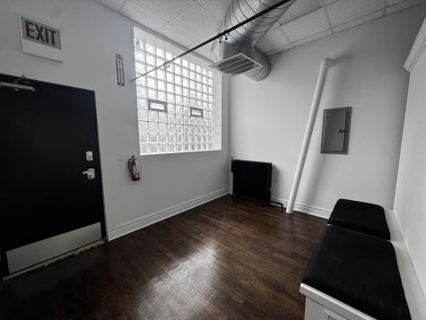 7015 North Glenwood Avenue Chicago IL 60626