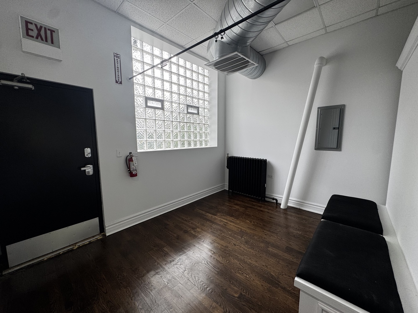 7015 North Glenwood Avenue Chicago IL 60626