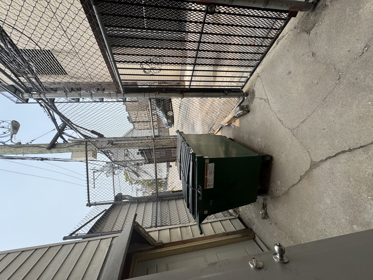 906 West Belmont Avenue Chicago IL 60657