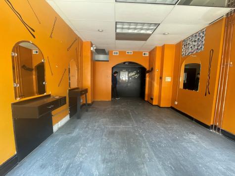 5632-52 North Clark Street Chicago IL 60660