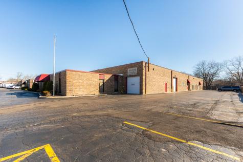 305 North Eric Drive Palatine IL 60067