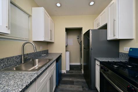 5032 West Madison Street Chicago IL 60644