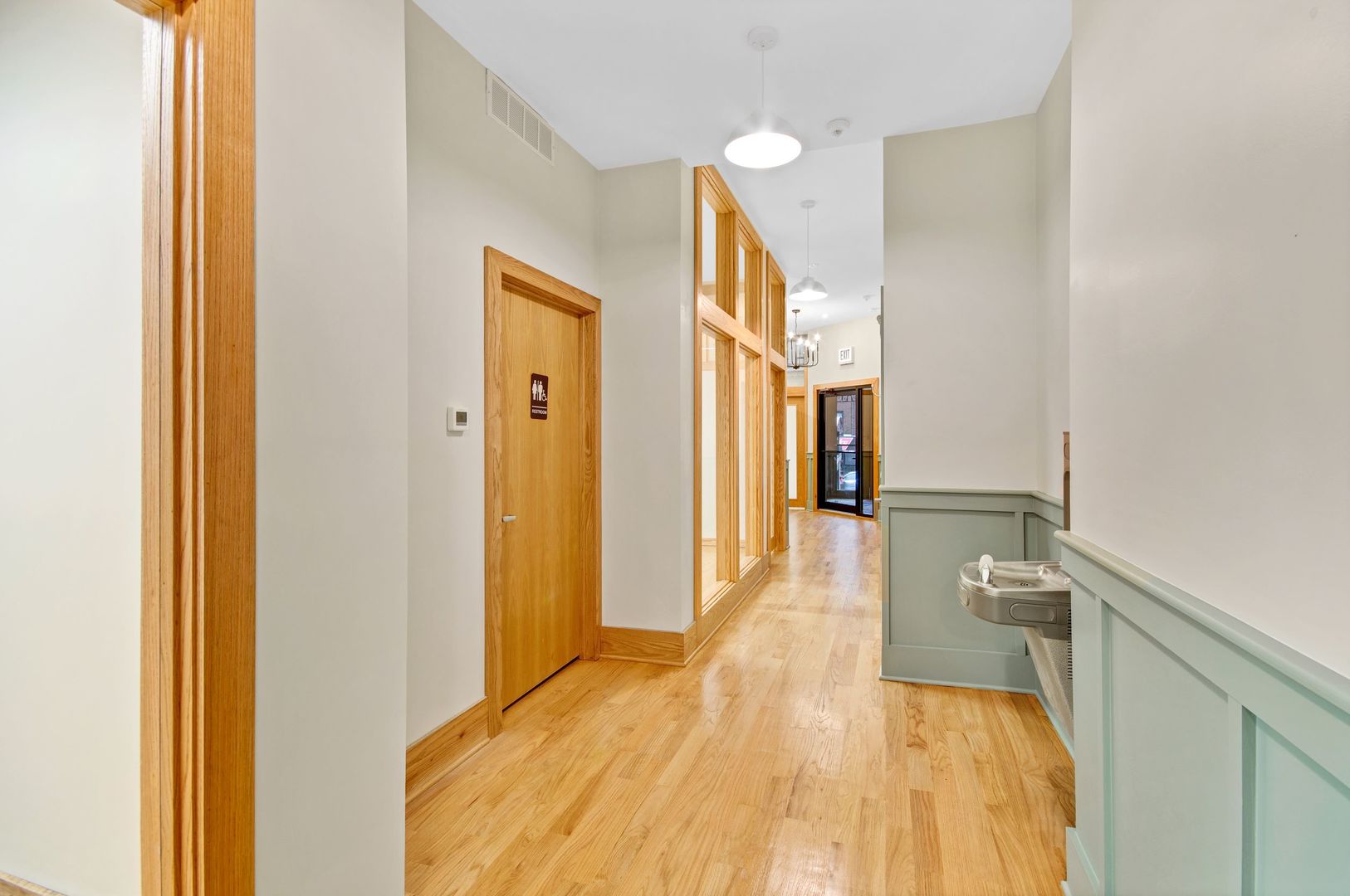 435 West Diversey Parkway Chicago IL 60614