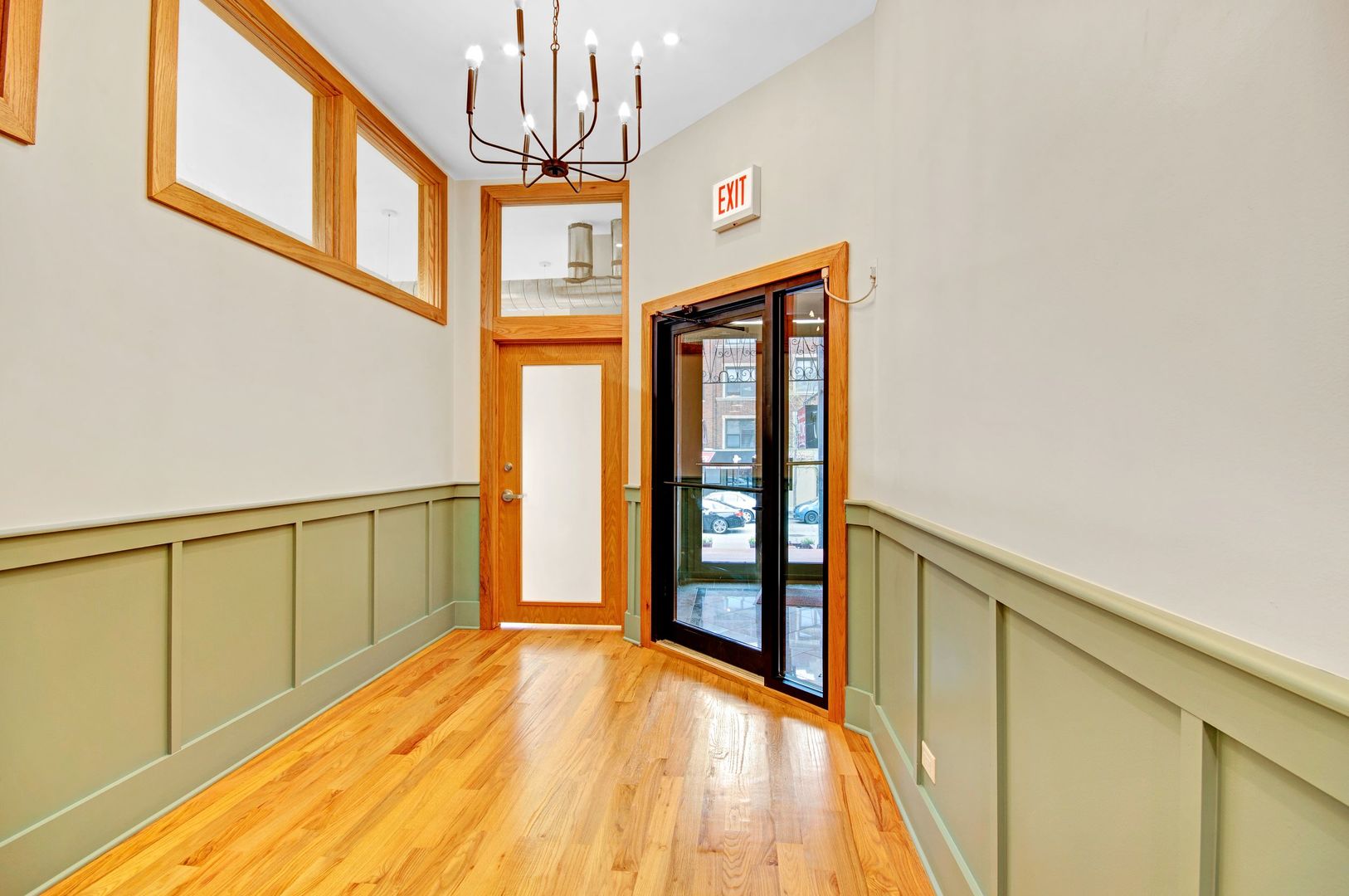 435 West Diversey Parkway Chicago IL 60614