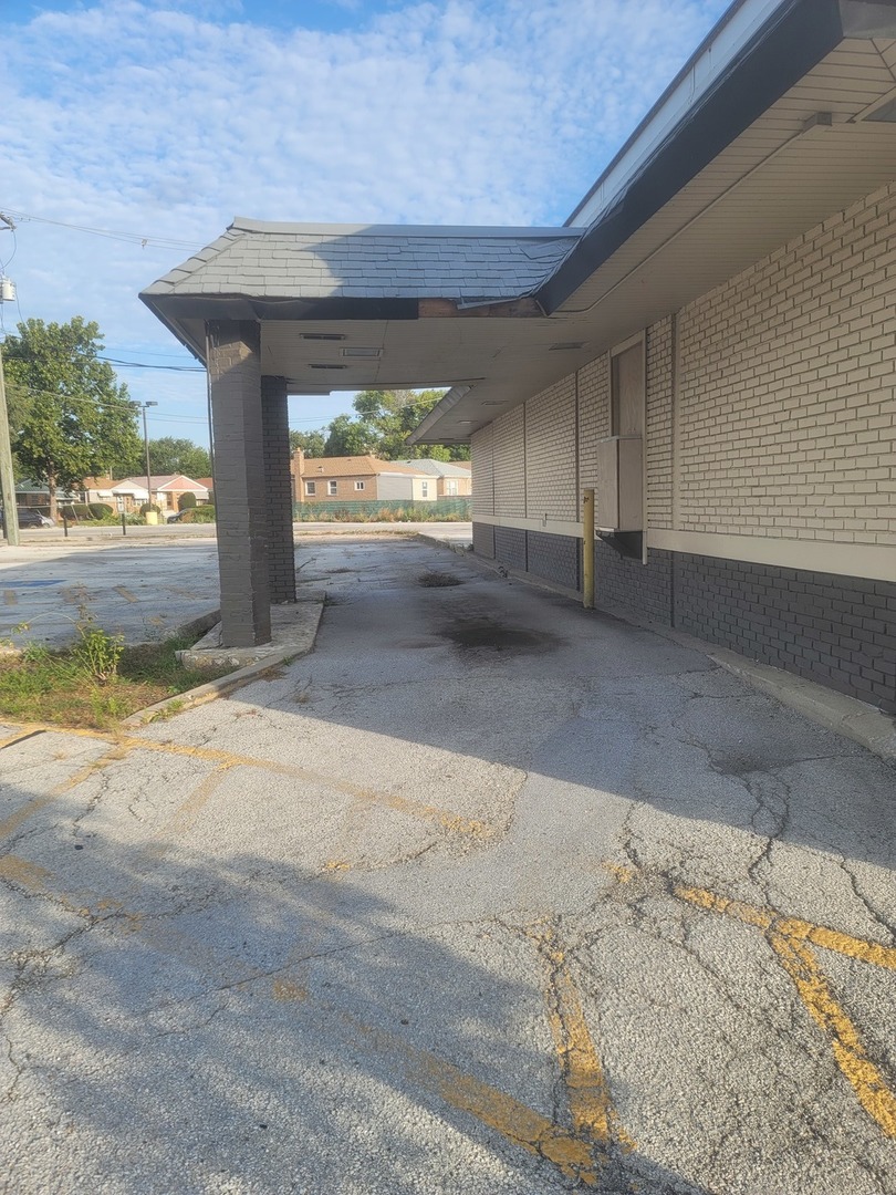 3200 West Columbus Avenue Chicago IL 60652