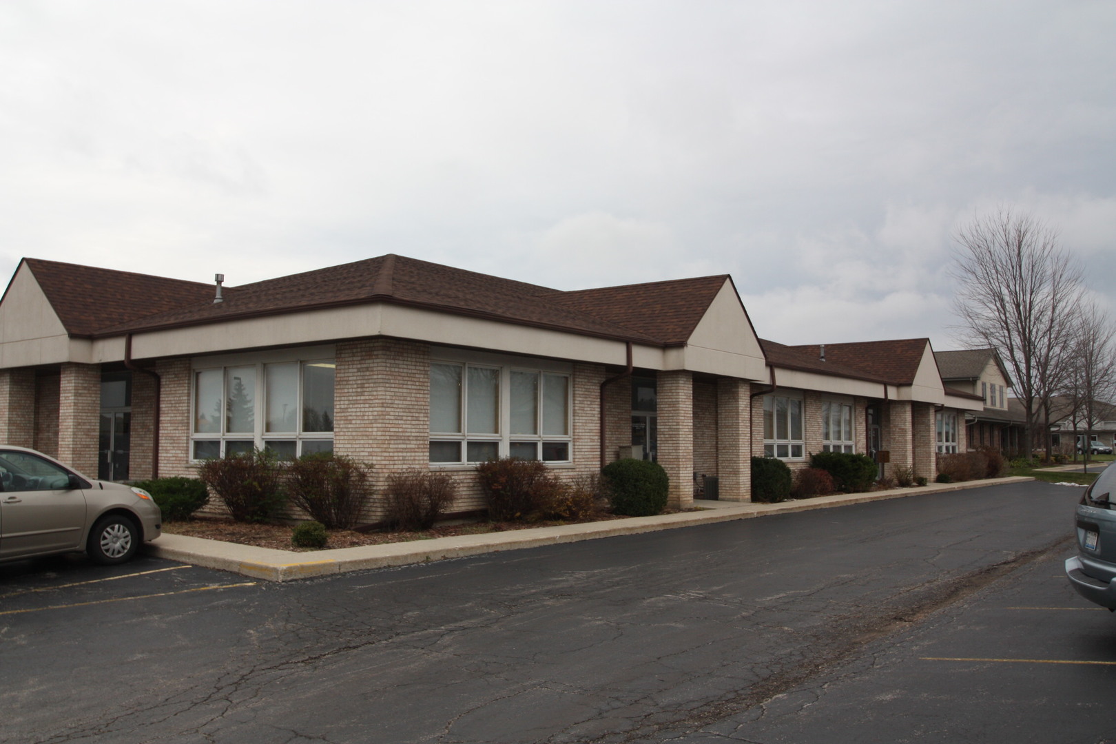 115 Commerce Drive Grayslake IL 60030