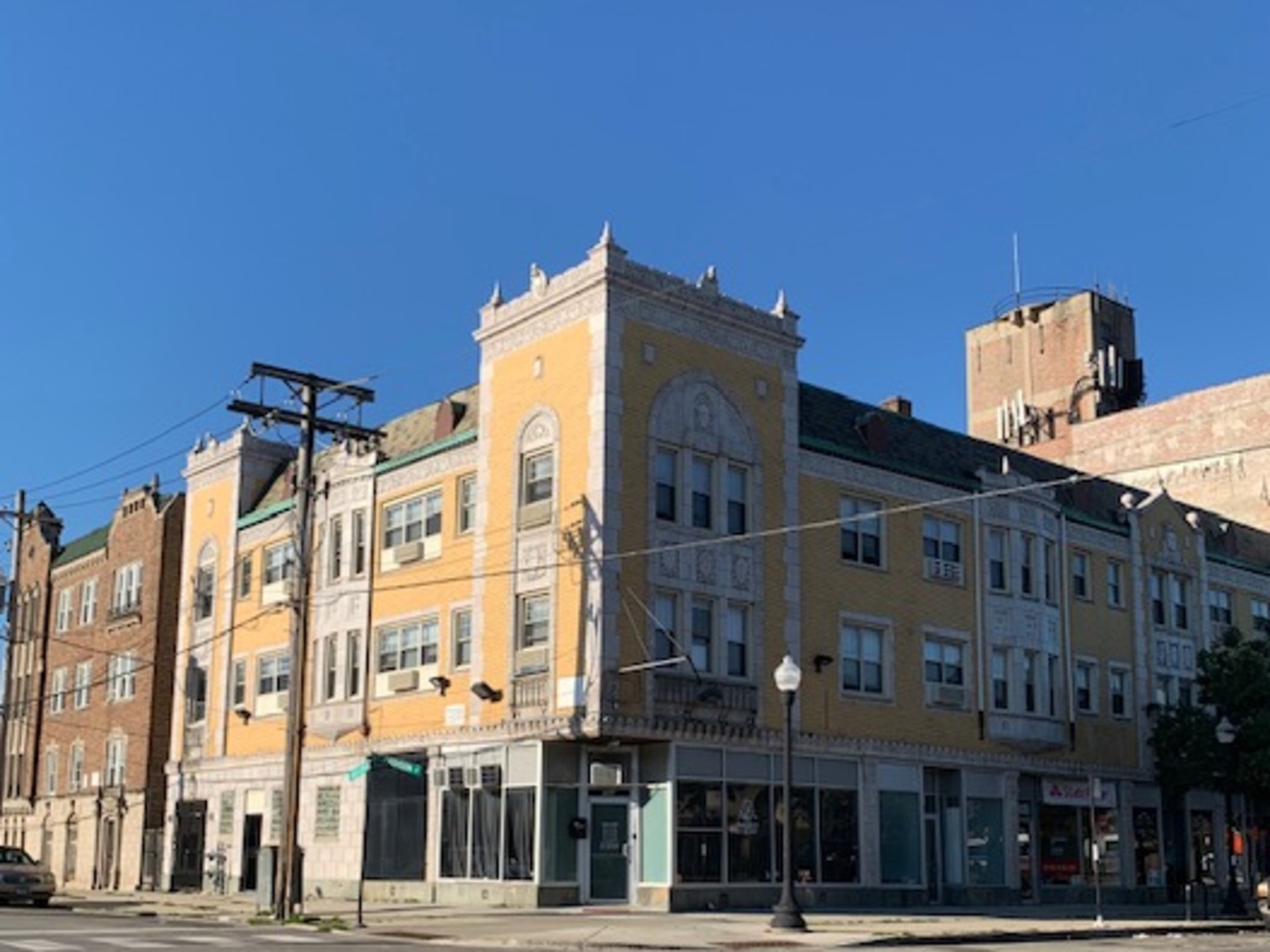 5937 West Madison Street Chicago IL 60644