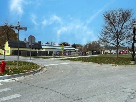 110 North River Street East Dundee IL 60118