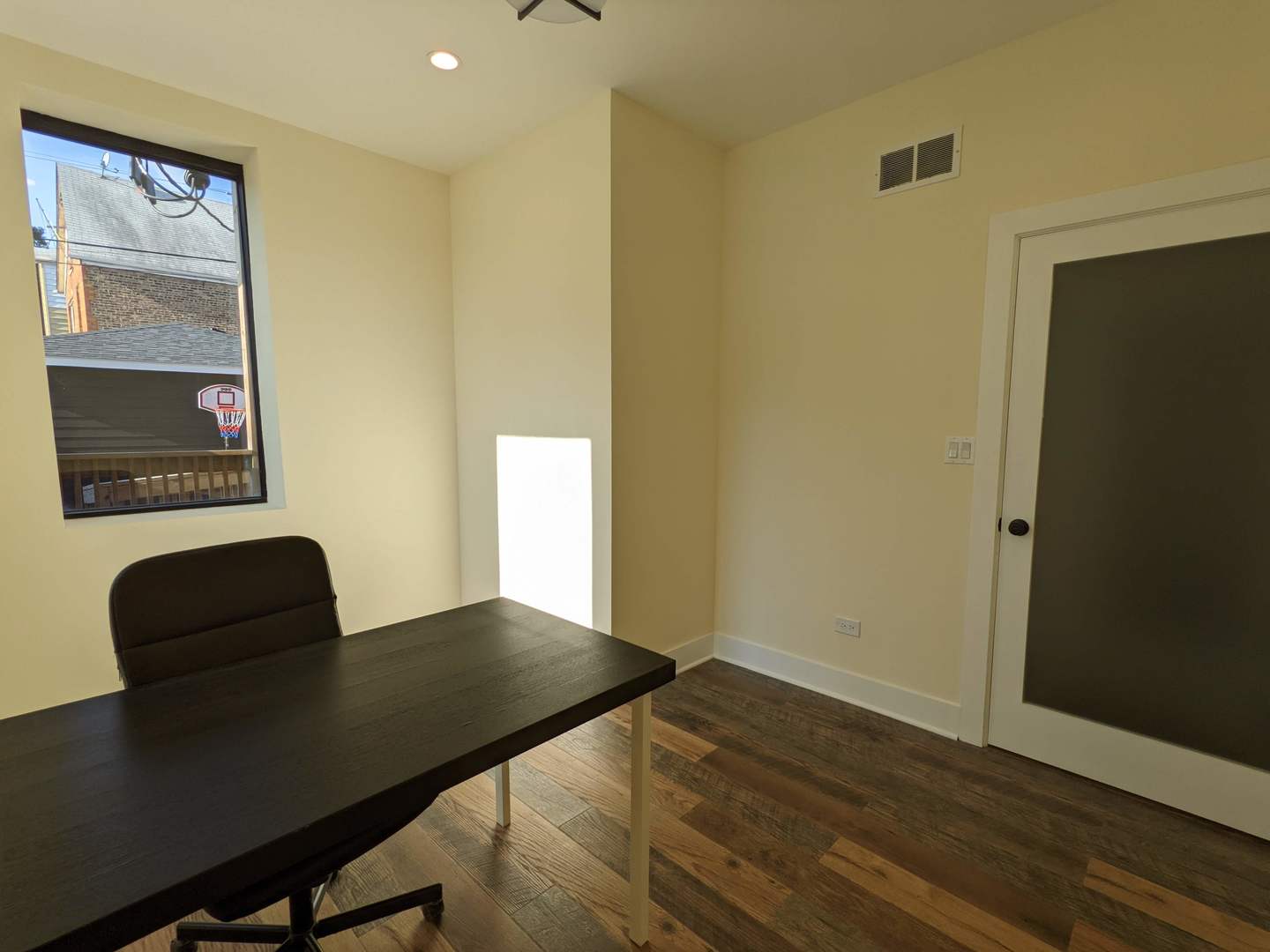 5001 West Lawrence Avenue Chicago IL 60630