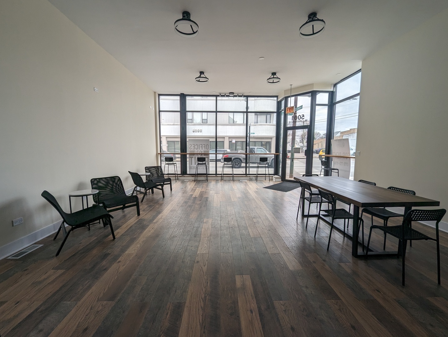 5001 West Lawrence Avenue Chicago IL 60630