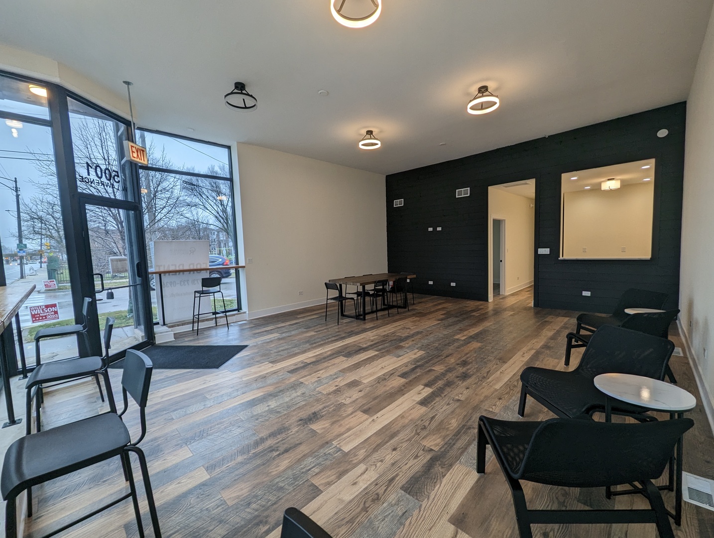 5001 West Lawrence Avenue Chicago IL 60630