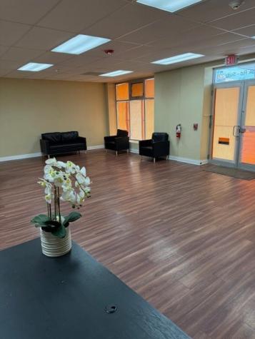 6227 Cermak Road Berwyn IL 60402