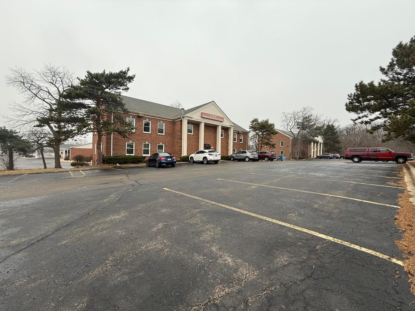 1650 East Main Street St. Charles IL 60174