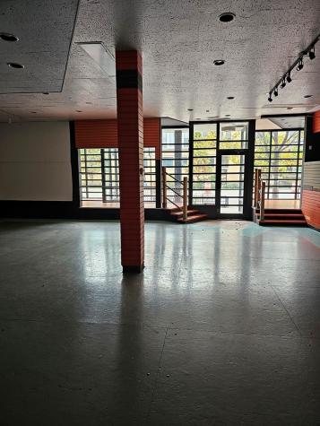 2338 West Lawrence Avenue Chicago IL 60625