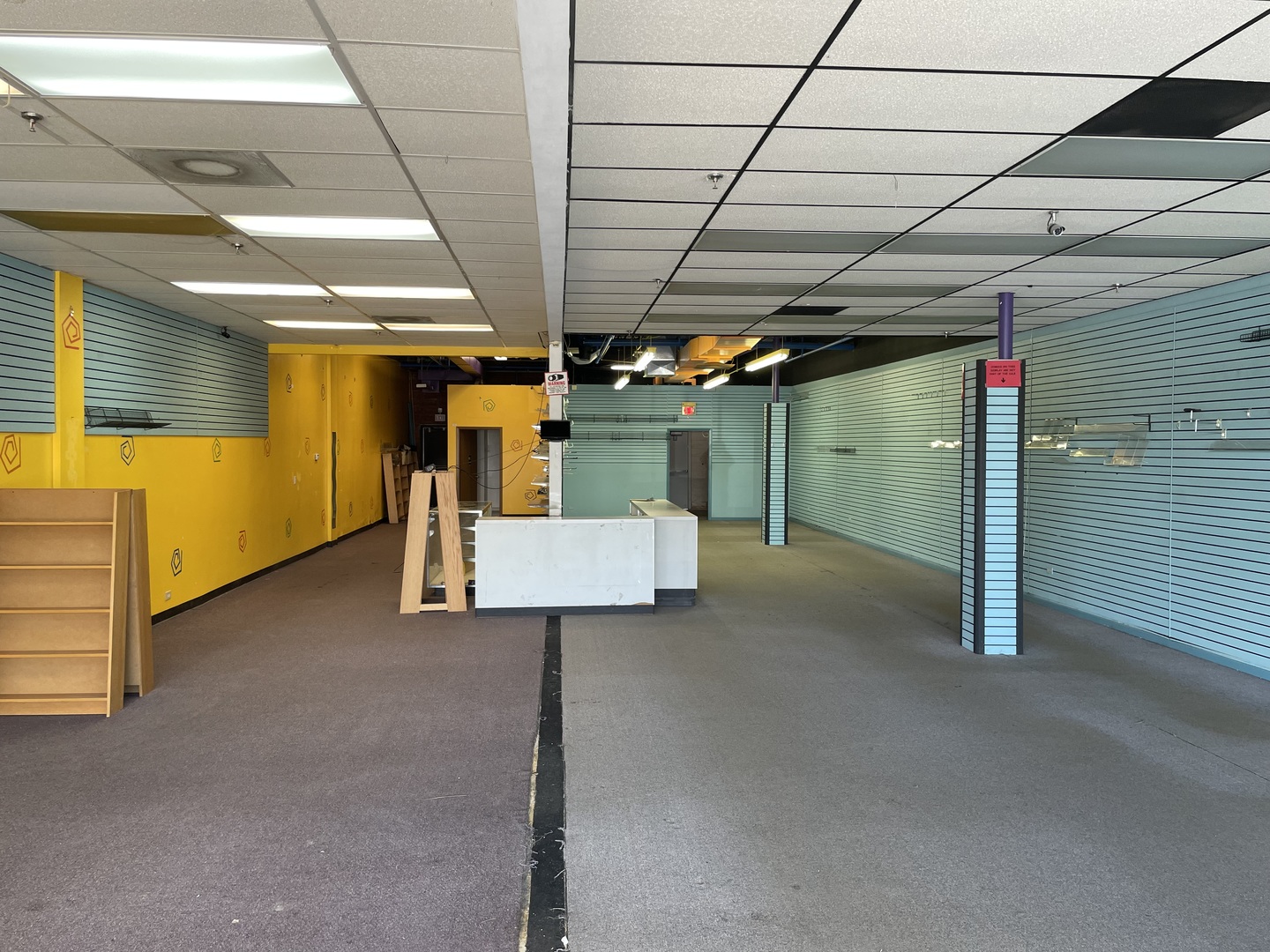 528 South Roselle Road Schaumburg IL 60193