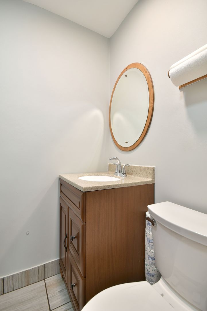 6811 West Higgins Avenue Chicago IL 60656