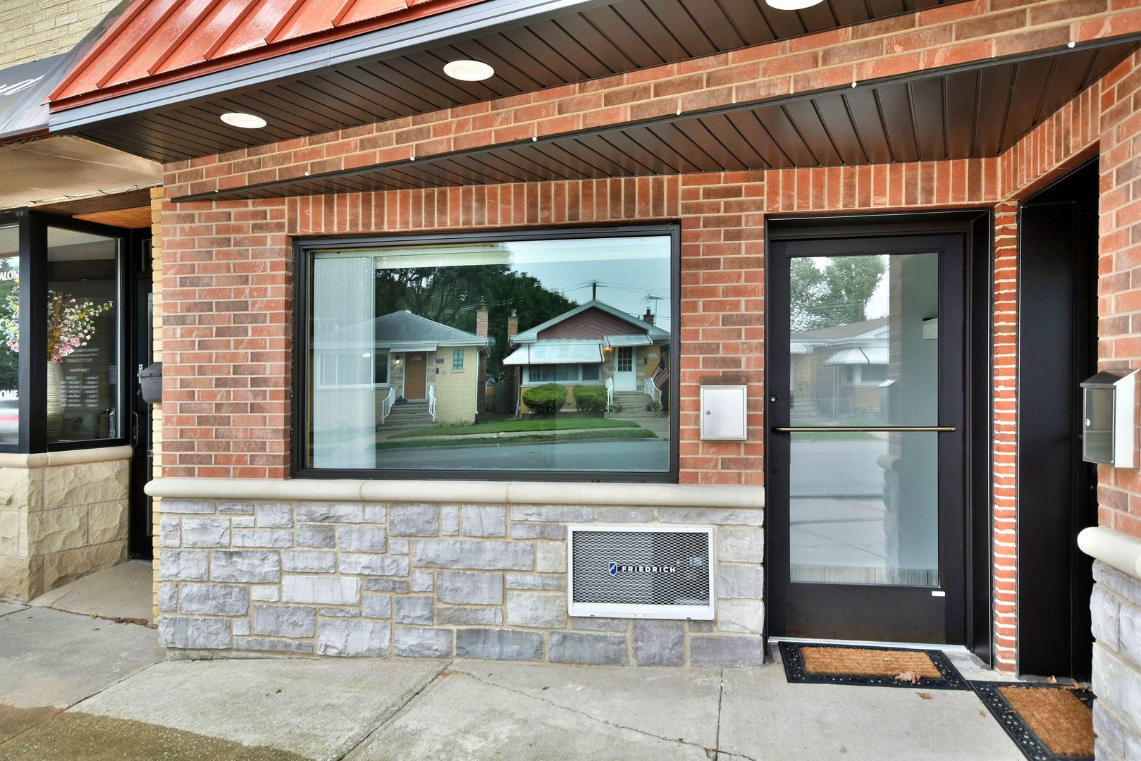 6811 West Higgins Avenue Chicago IL 60656