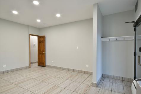 6811 West Higgins Avenue Chicago IL 60656