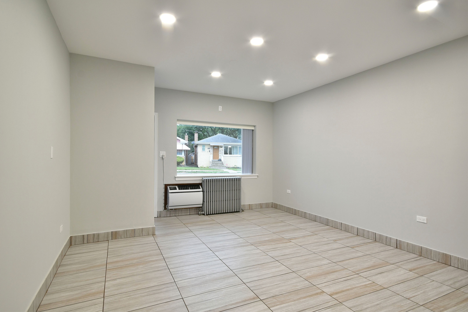 6811 West Higgins Avenue Chicago IL 60656